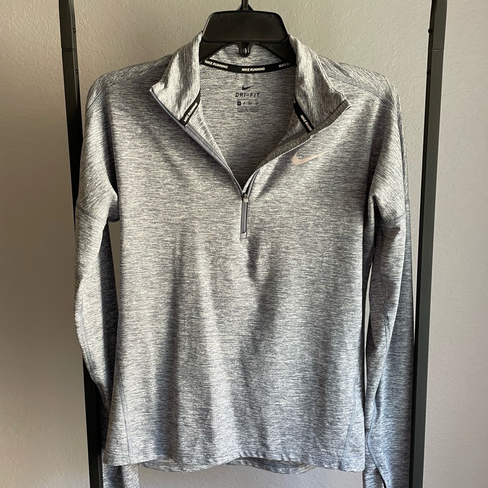 Nike Pullover